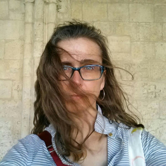 Meet your Posher, Barbara. - Picture 3 of 9